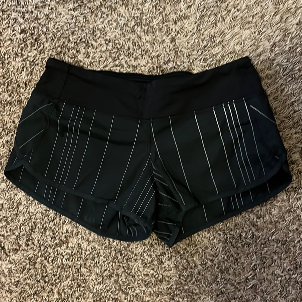 Lululemon Speed Up 2.5” short